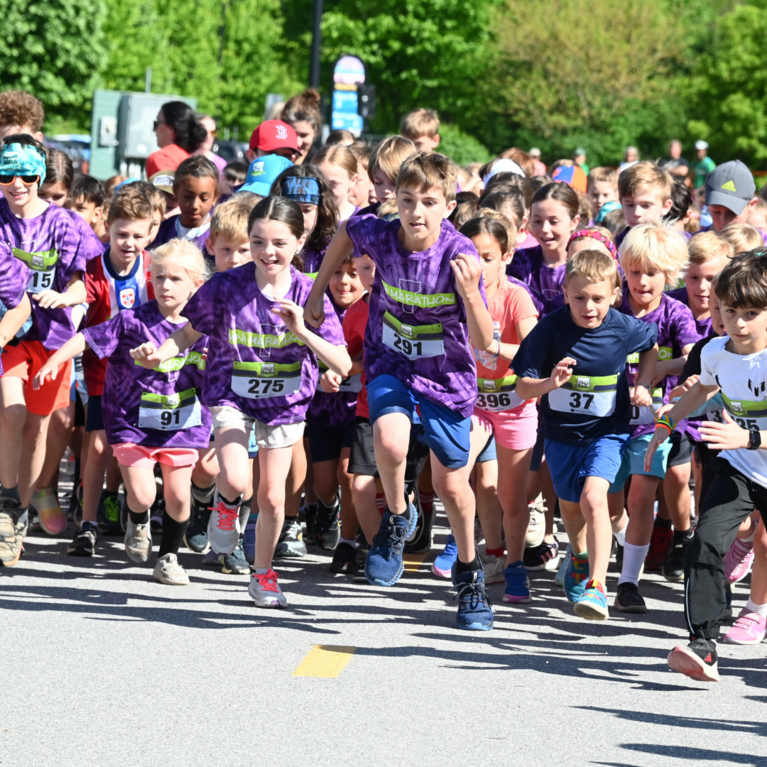 Kids running in the mini marathon